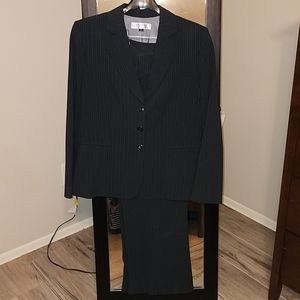 Suit